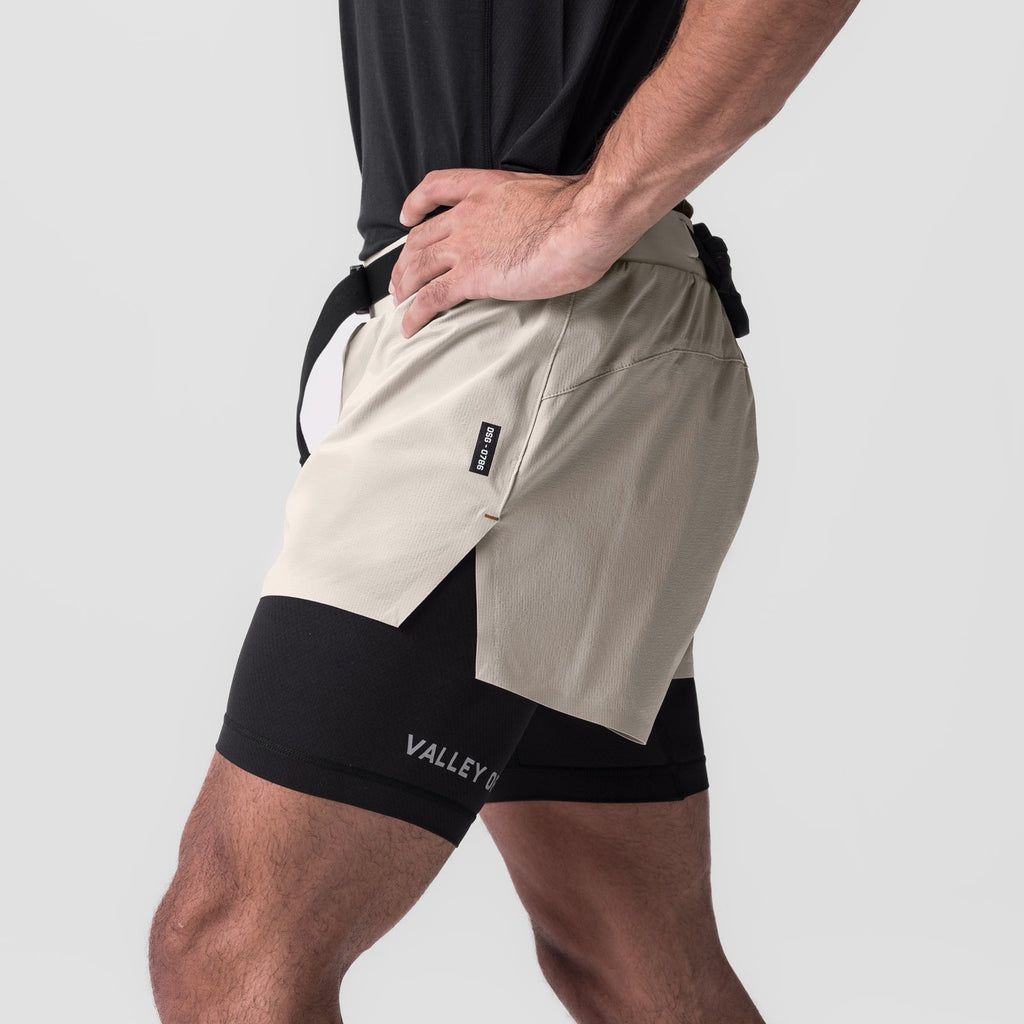 0786. Ripstop 3" Belt Pack Short - Beige/Black