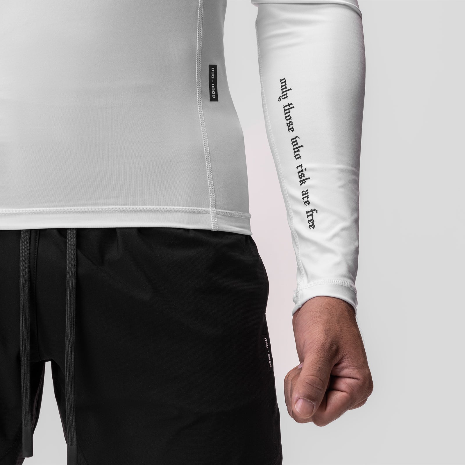 0908. WarpFlexx® Compression Mock Neck Long Sleeve - White "Space Bracket"