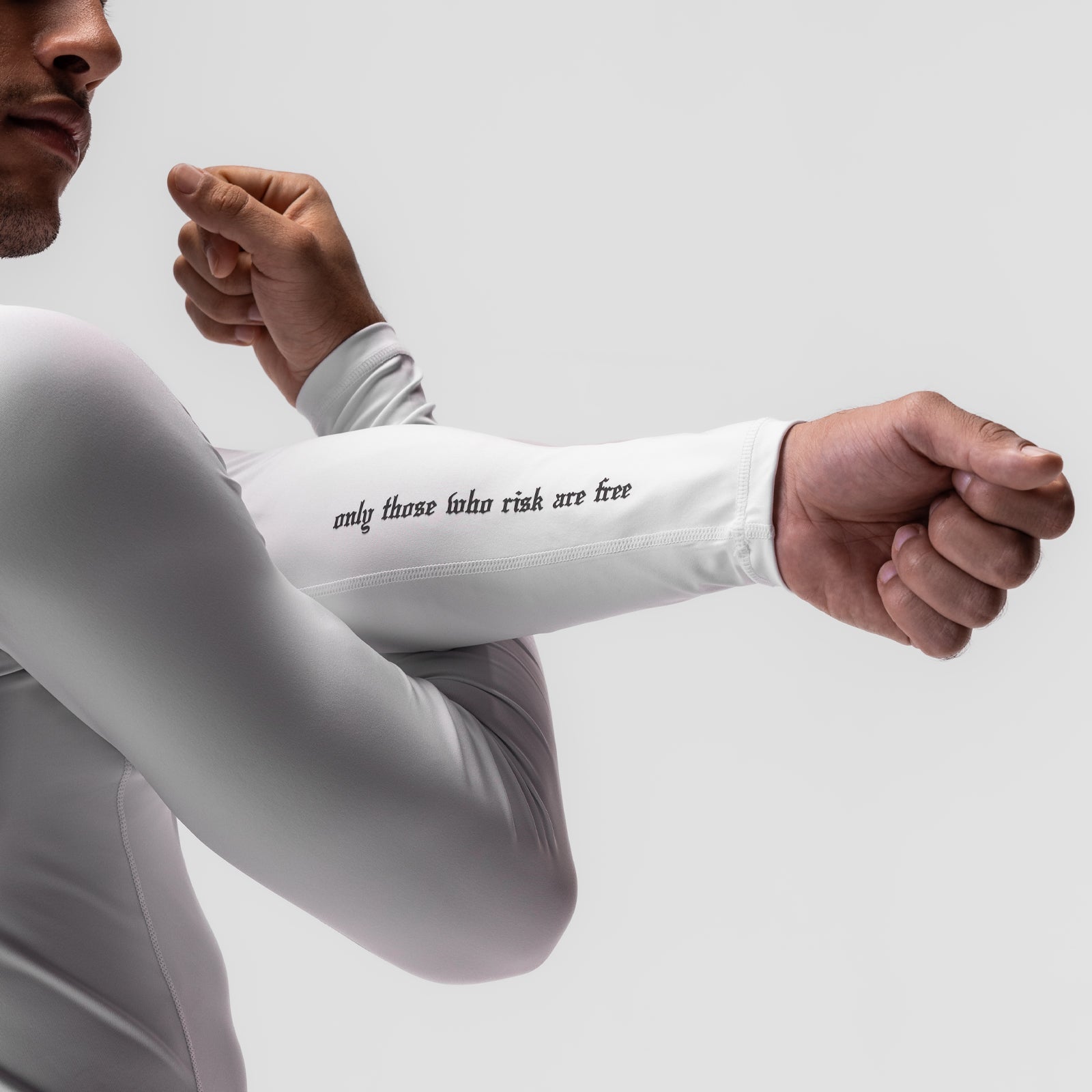 0908. WarpFlexx® Compression Mock Neck Long Sleeve - White "Space Bracket"