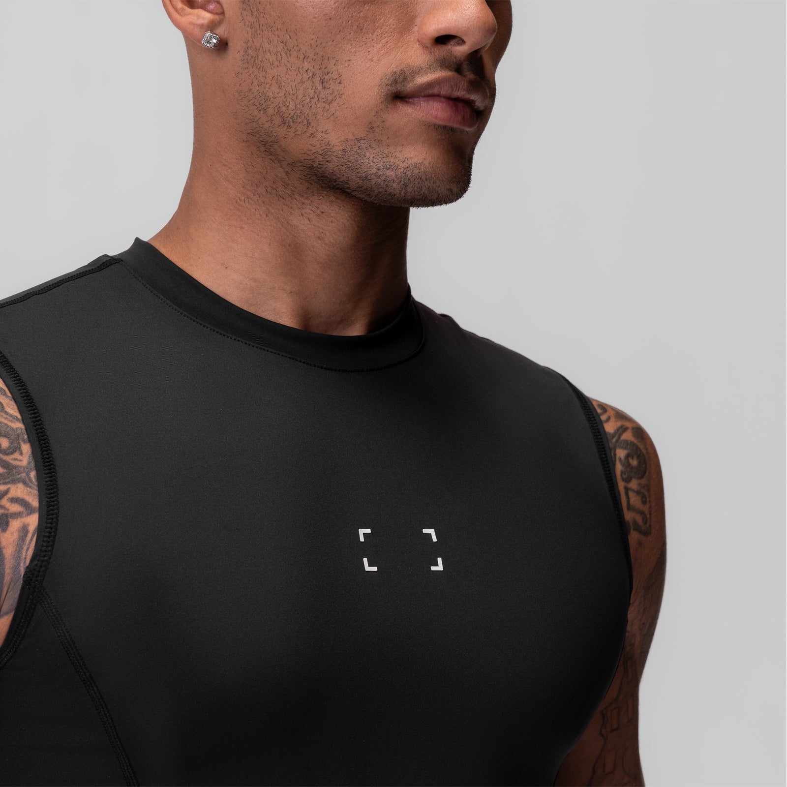 0909. WarpFlexx® Compression Cutoff - Black "Space Bracket"