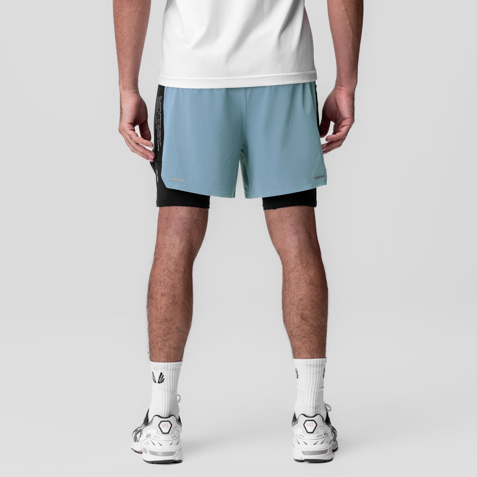0953. Aerotex™ Hybrid Liner Short - Light Sky