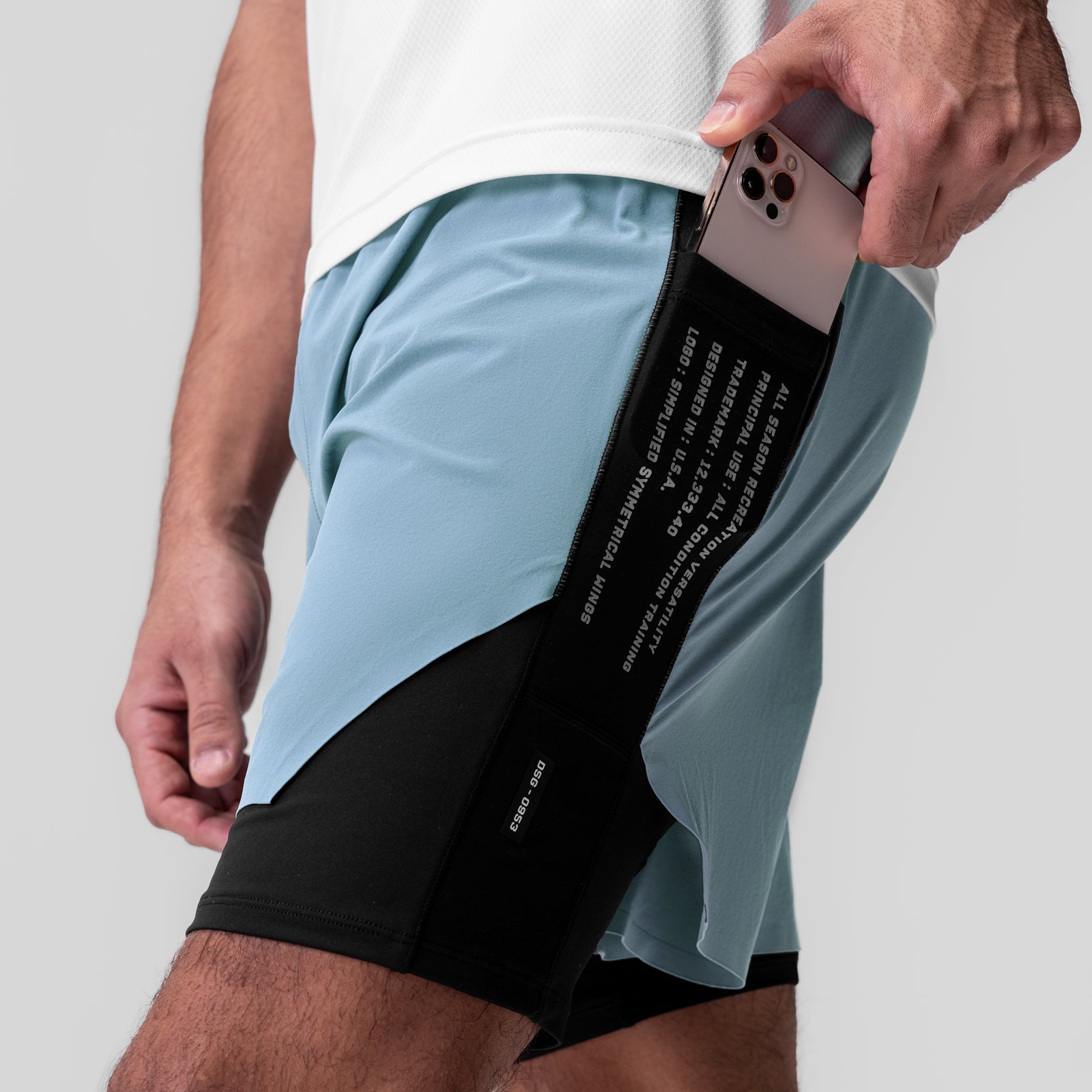 0953. Aerotex™ Hybrid Liner Short - Light Sky