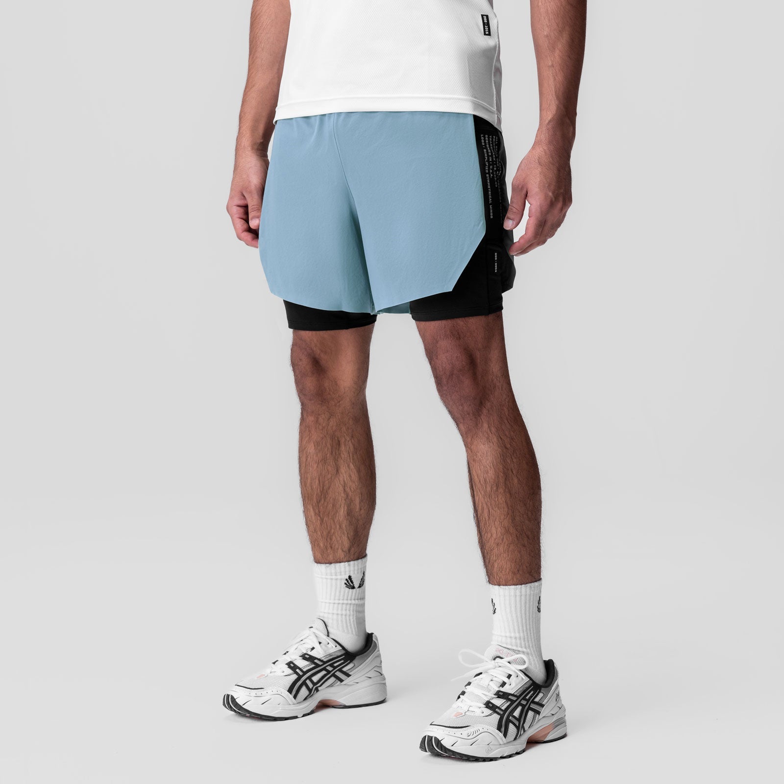 0953. Aerotex™ Hybrid Liner Short - Light Sky