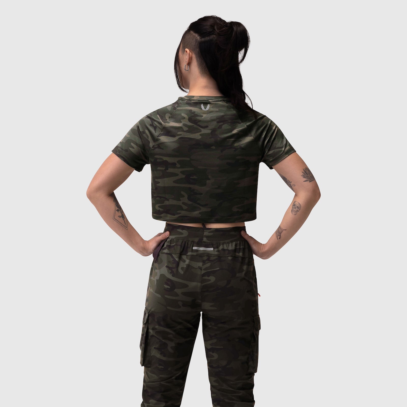 W018. AeroSilver® Cropped Tee - Dark Camo