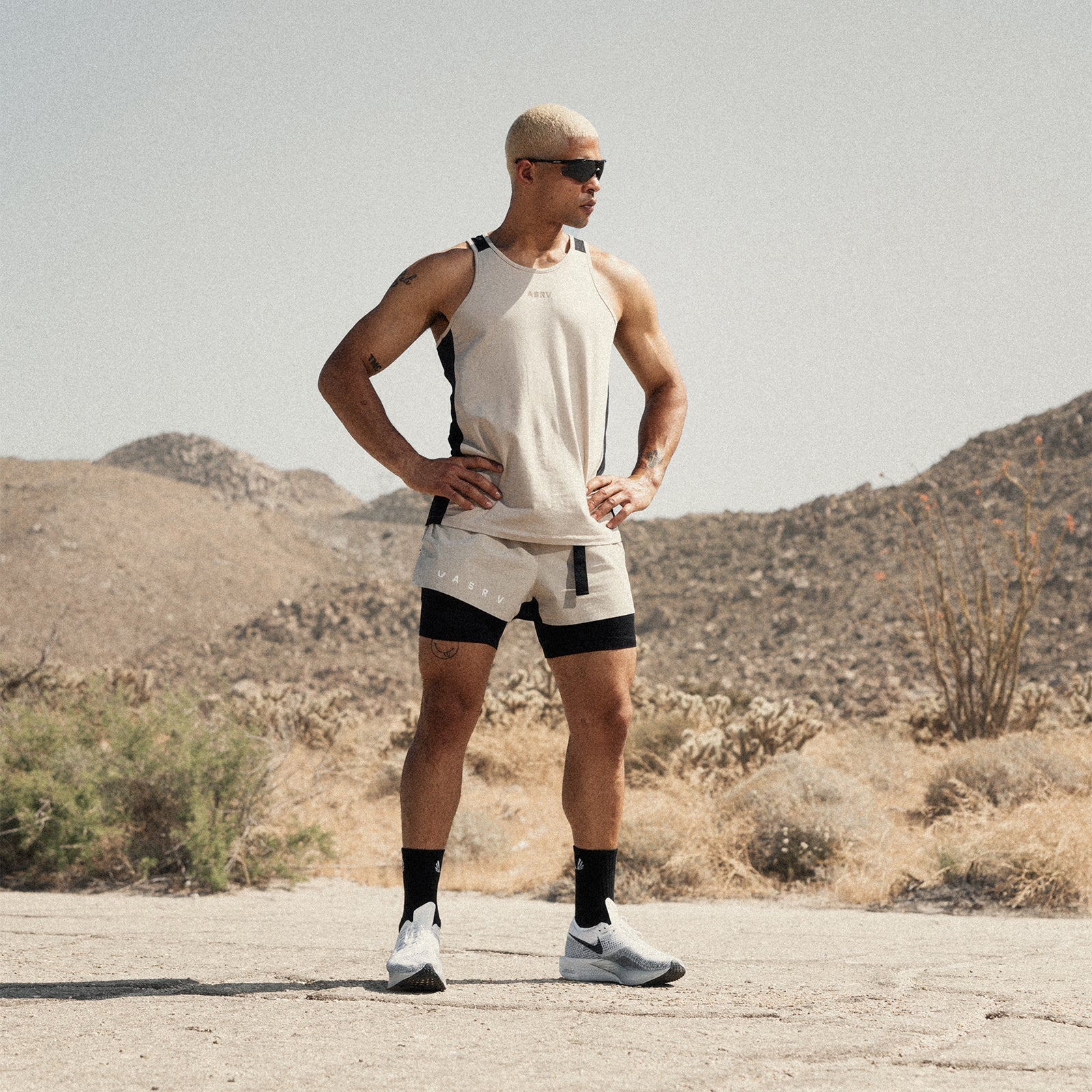 0786. Ripstop 3" Belt Pack Short - Beige/Black