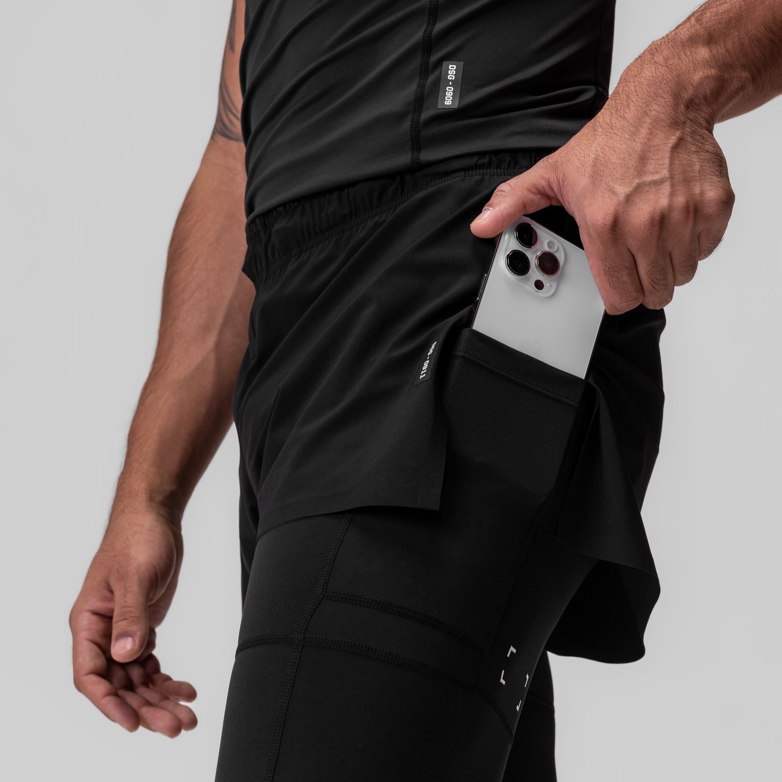 0911. Tetra-Lite® 2-in-1 High Split Legging Short - Black "Cyber"/Black