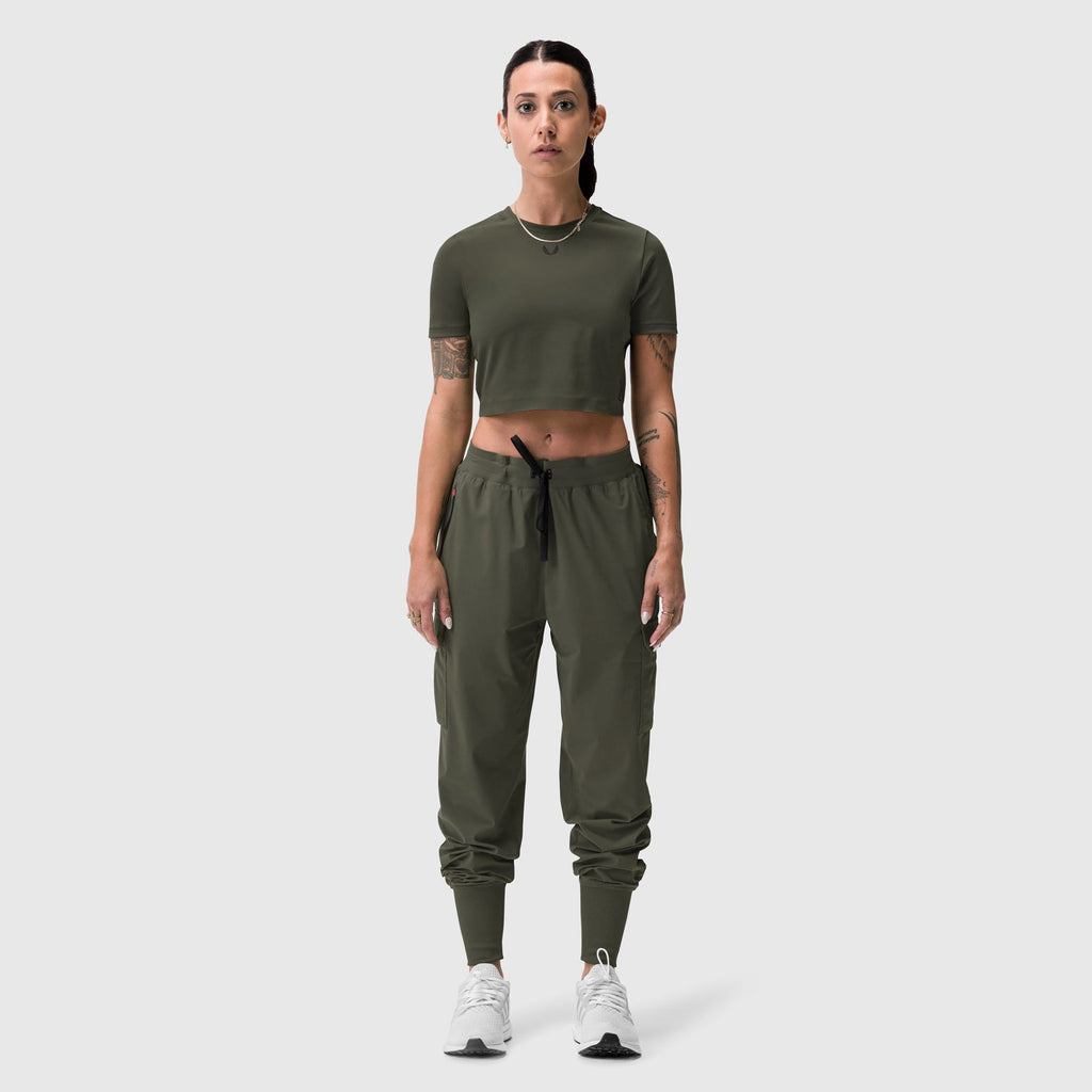 W019. Lycra® Cropped Tee - Olive