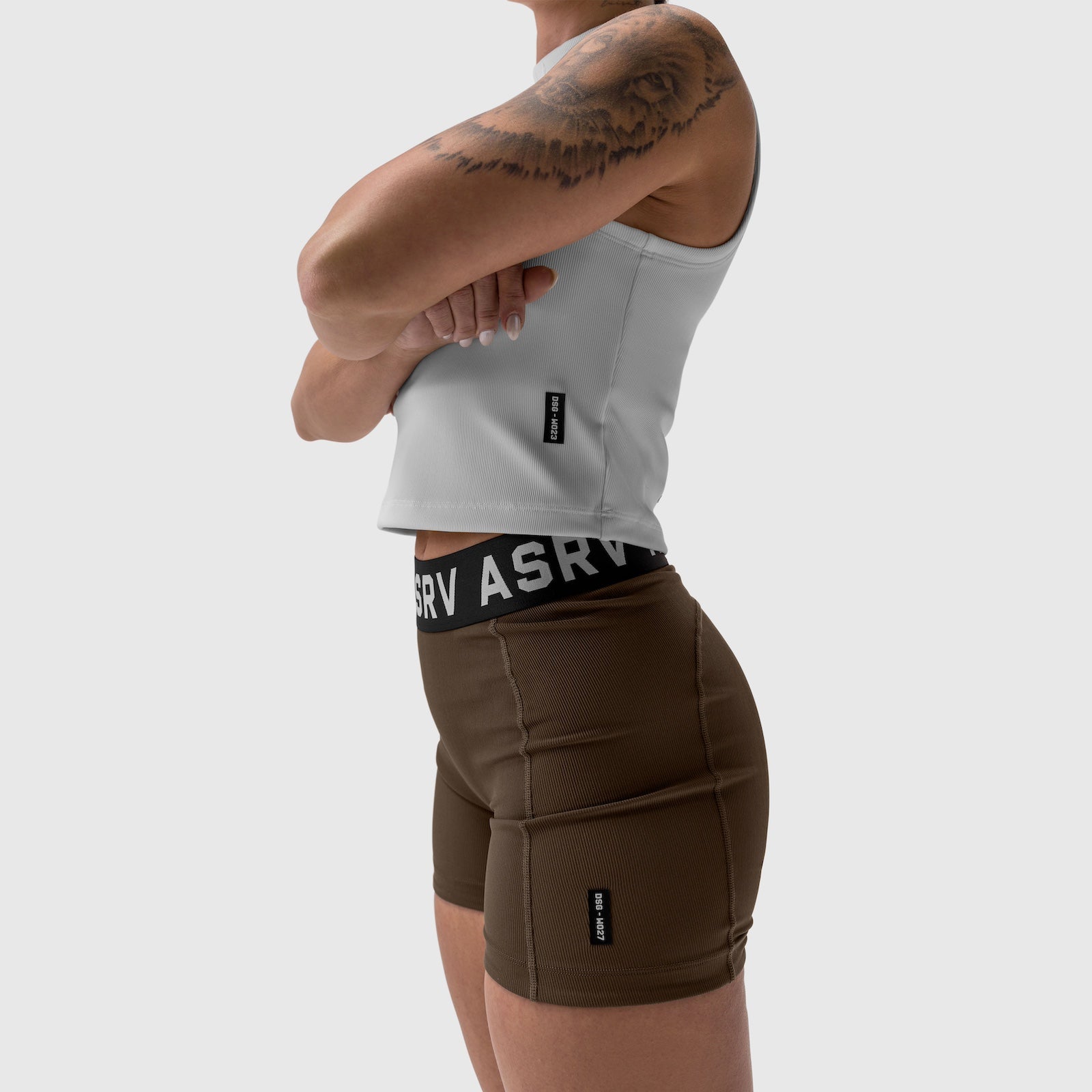 W027. Performance Ribbed Short - Dark Earth