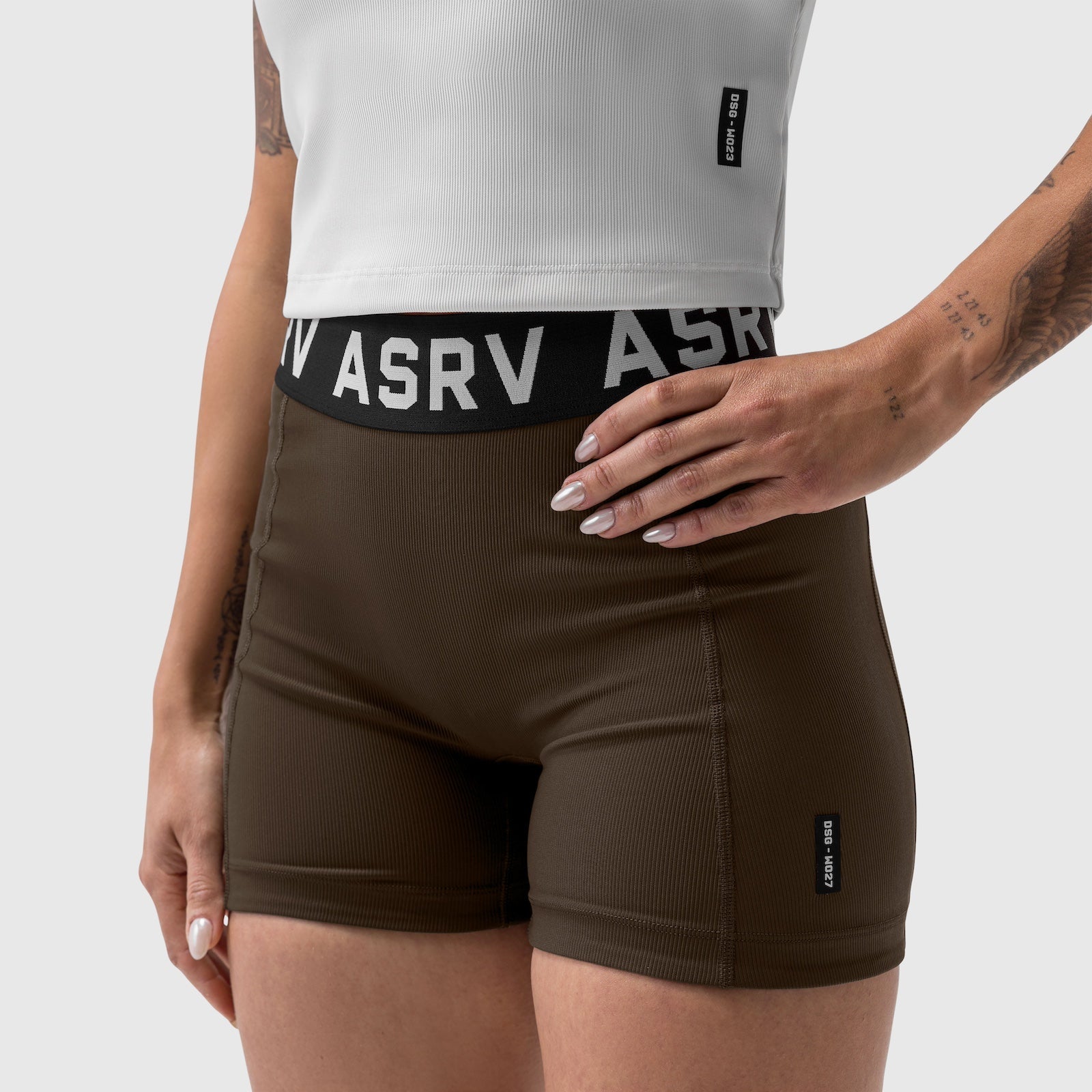W027. Performance Ribbed Short - Dark Earth
