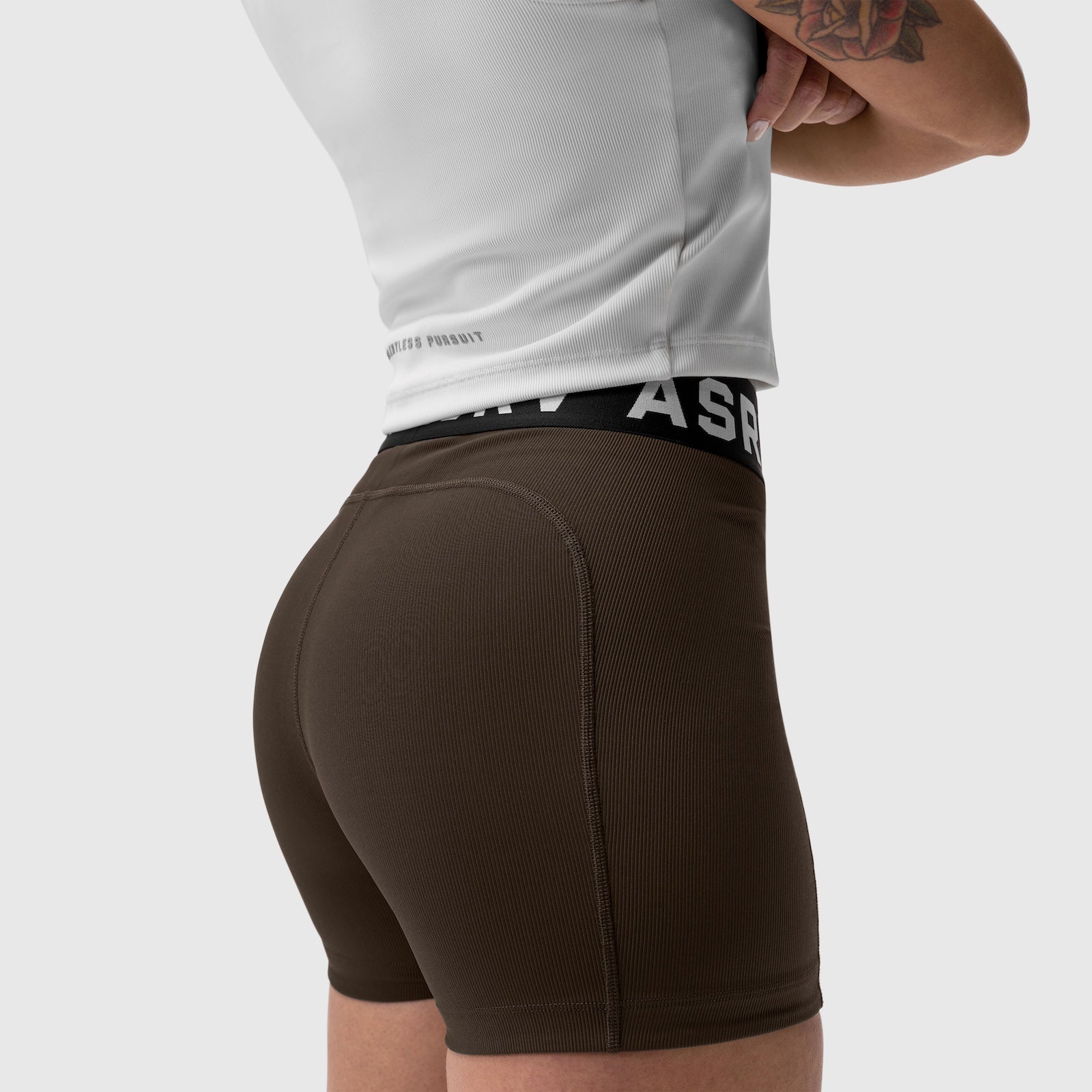 W027. Performance Ribbed Short - Dark Earth